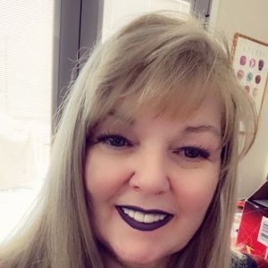 Meet your Posher, Paula